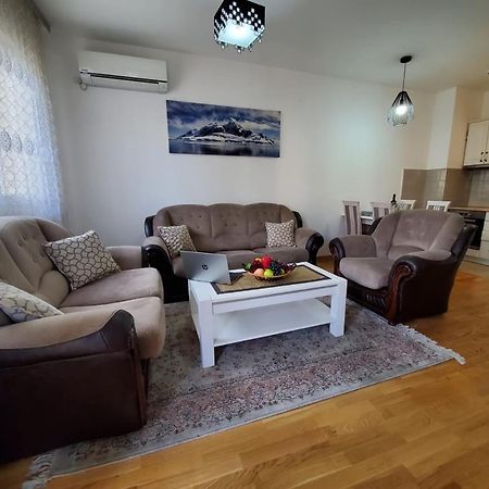Gran Premium Apartment Podgoriţa Exterior foto