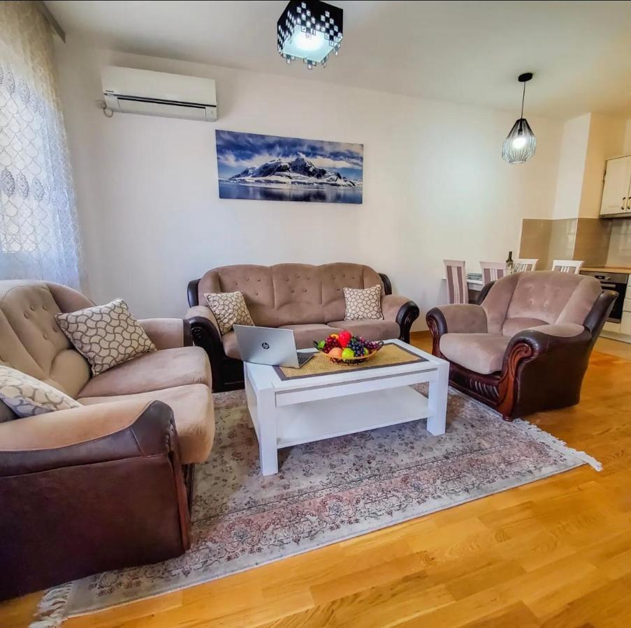 Gran Premium Apartment Podgoriţa Exterior foto